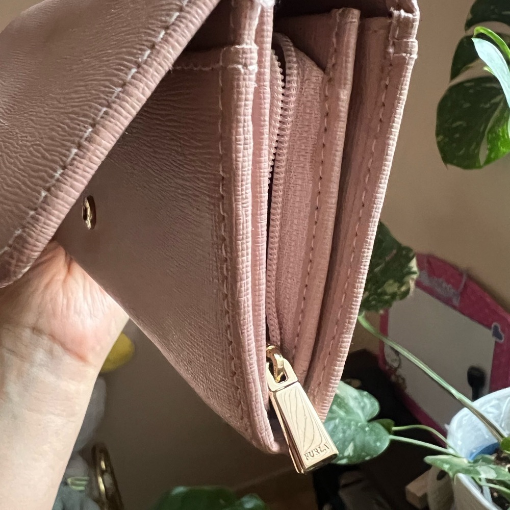 Furla Blush Pink Women's Wallet - Picture 5 of 13